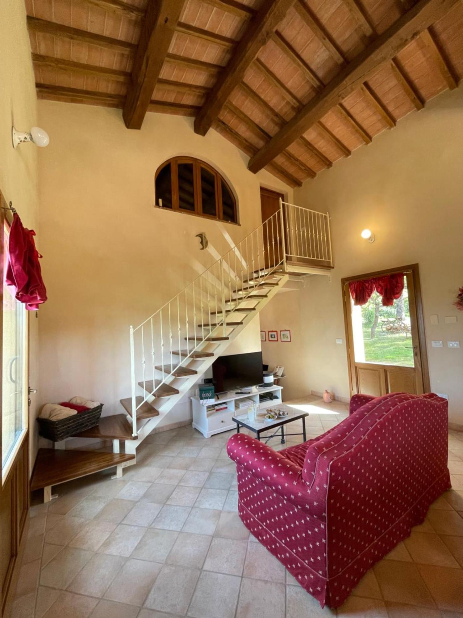 Maison d'hôtes Agriturismo Podere Le Tombe à Palaia Extérieur photo