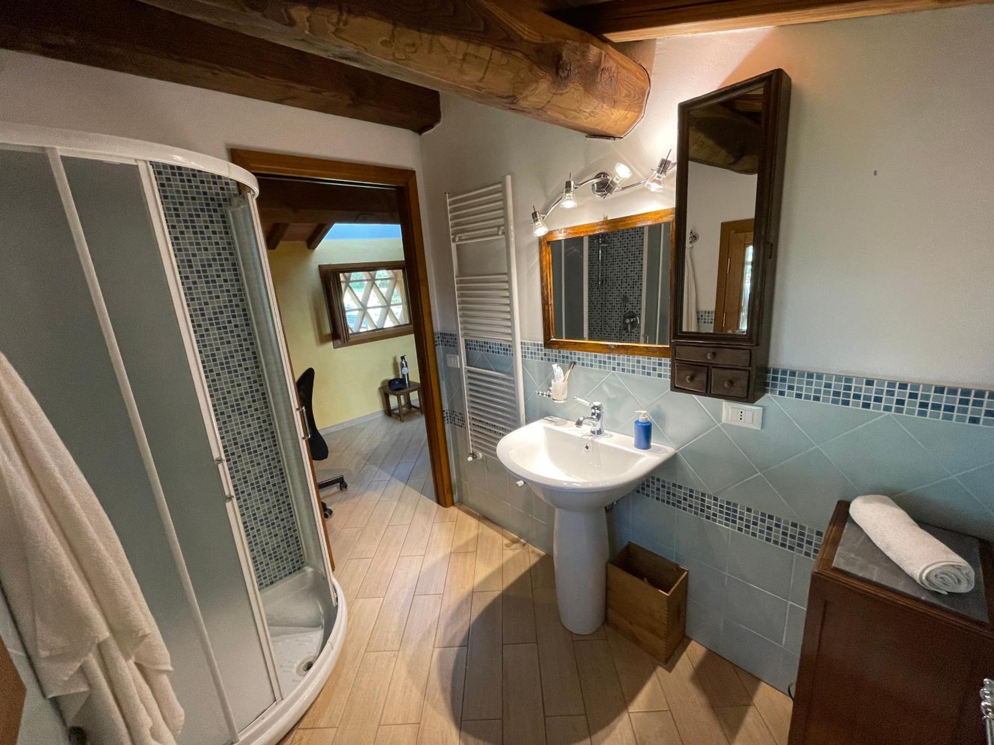 Maison d'hôtes Agriturismo Podere Le Tombe à Palaia Extérieur photo