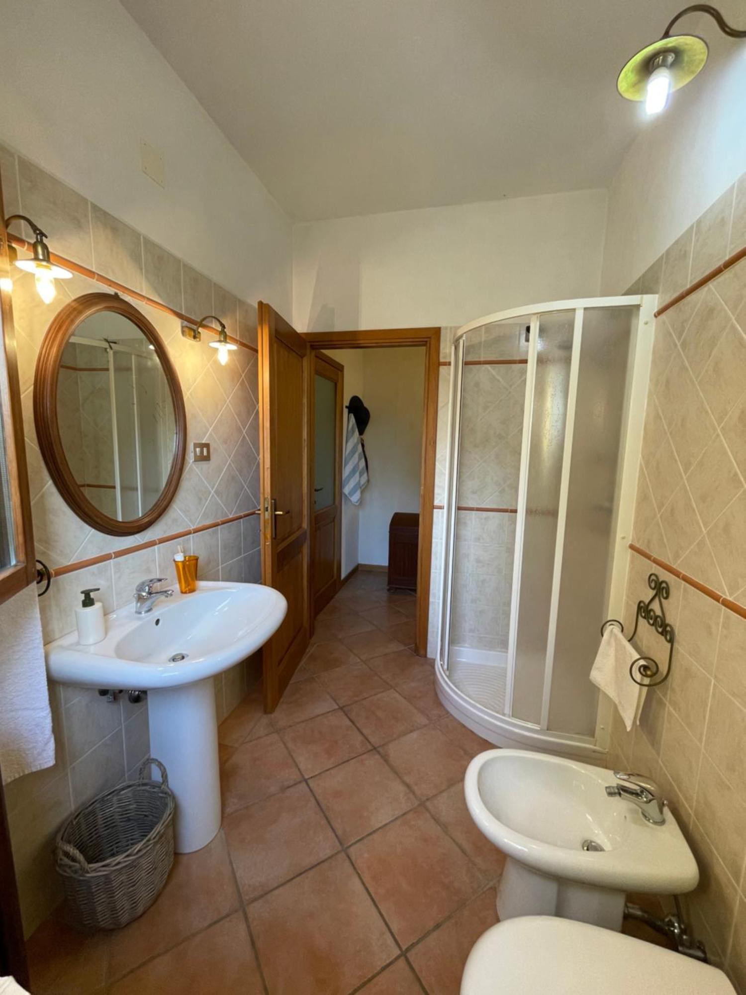 Maison d'hôtes Agriturismo Podere Le Tombe à Palaia Extérieur photo