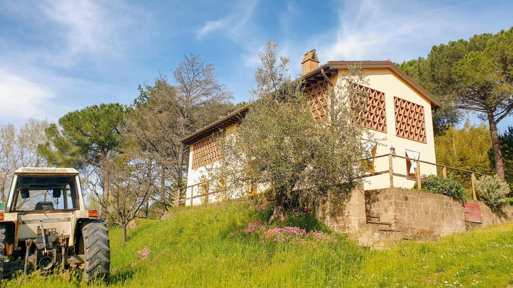 Maison d'hôtes Agriturismo Podere Le Tombe à Palaia Chambre photo