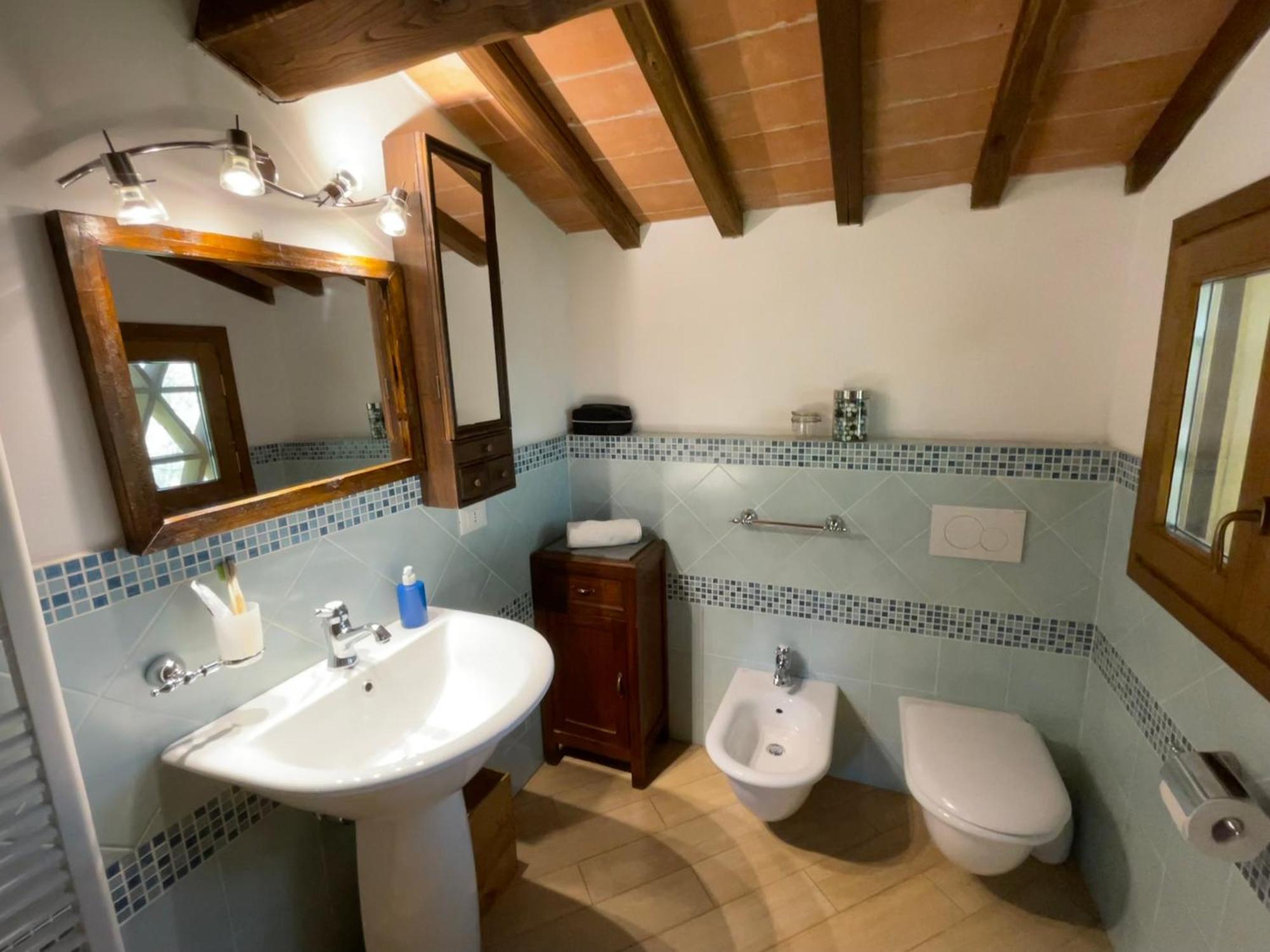 Maison d'hôtes Agriturismo Podere Le Tombe à Palaia Chambre photo