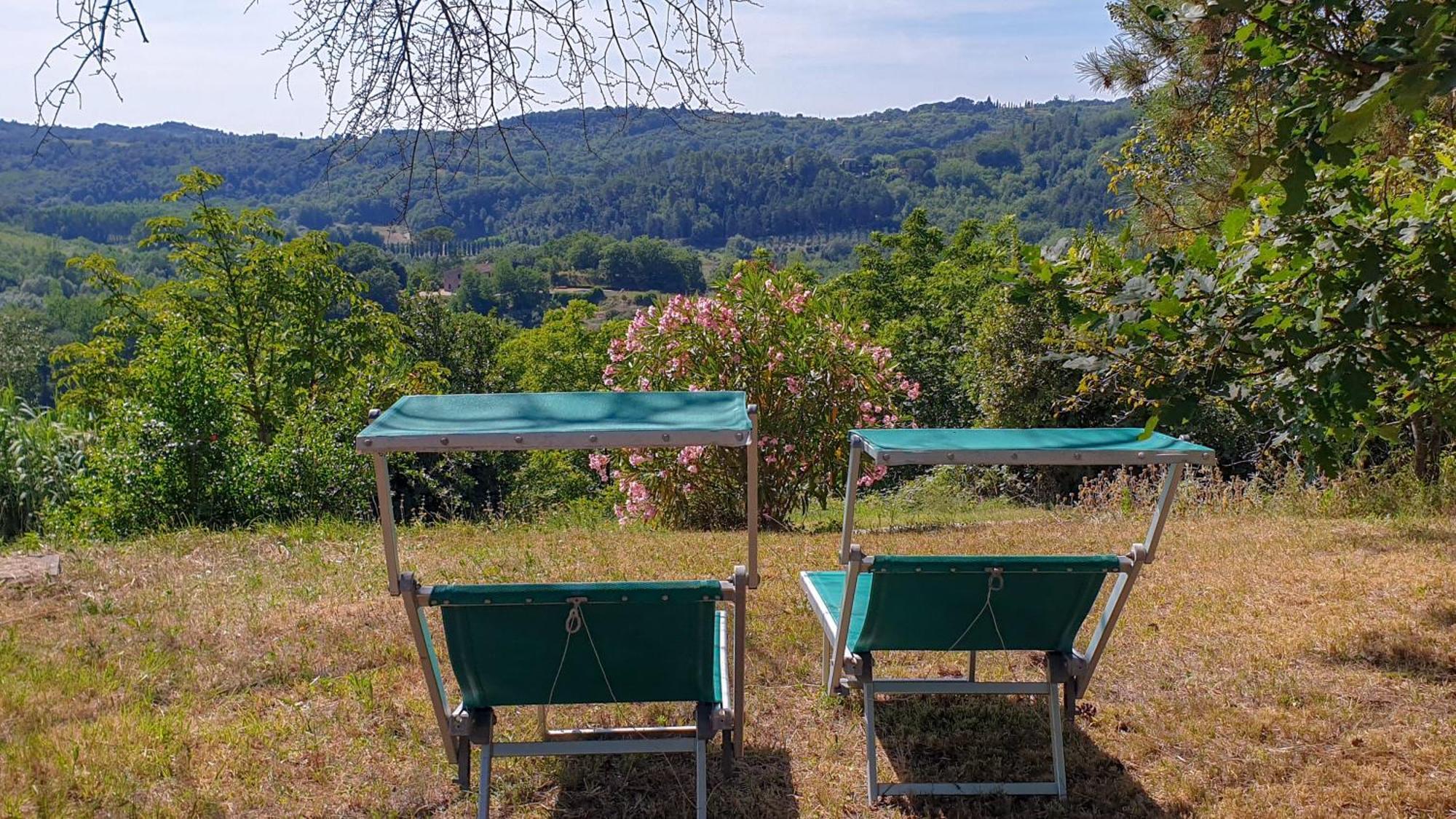 Maison d'hôtes Agriturismo Podere Le Tombe à Palaia Chambre photo