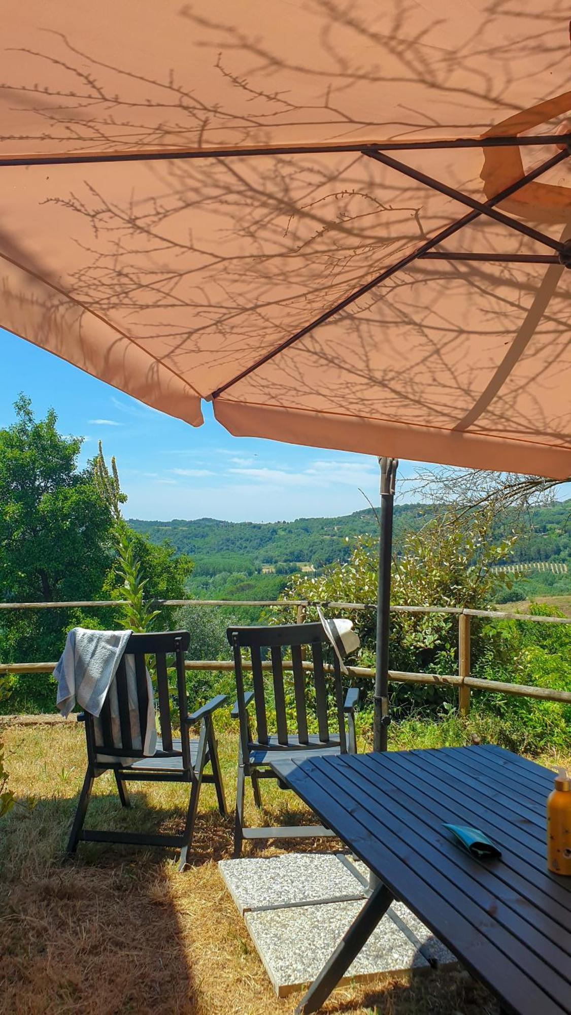 Maison d'hôtes Agriturismo Podere Le Tombe à Palaia Chambre photo